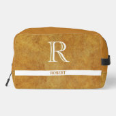 Tan Leather Textur Trim White Monogram Name Waschbeutel (Rückseite)