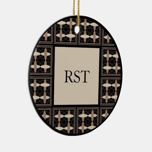 Tan on Black Initials Keramik Ornament (Rechts)