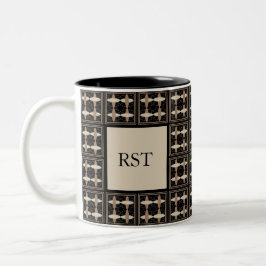 Tan on Black Initials Zweifarbige Tasse