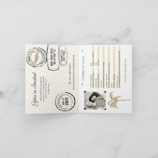 Tan Palm Tree Passport Wedding Einladung (Innenseite)