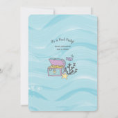 Tan Skin Lila Meerjungfrau mit Dolphin Geburtstag Einladung (Rückseite)