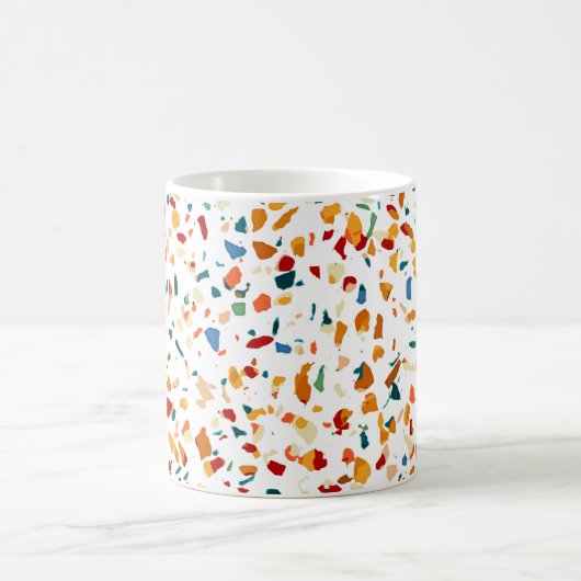 Tan Terrazzo | Eclectic Quirky Confetti Malerei | Kaffeetasse (Mittel)
