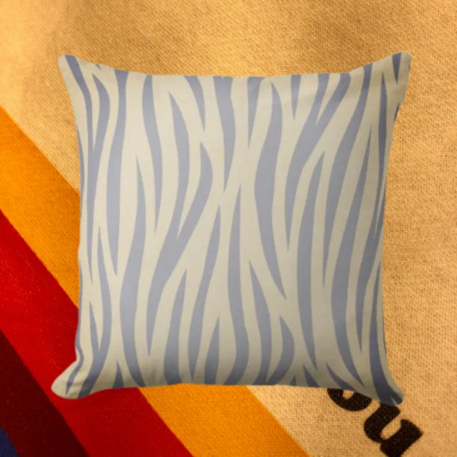 Tan und Black Zebra Stripe Throw Kissen (Von Creator hochgeladen)