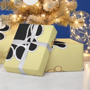 Tan und schwarze Pfoten auf goldenem Hintergrund # Geschenkpapier