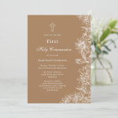 Tan White Floral First Heilige Kommunion Einladung (Stehend Vorderseite)