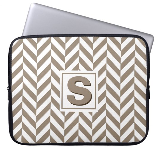 Tan White Herringbone Monogram Laptopschutzhülle (Vorderseite)