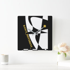 TANCE_DIFFERENT_ QUADRATISCHE WANDUHR