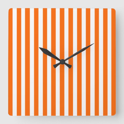 Tangerine Modern Stripes Quadratische Wanduhr (Vorderseite)