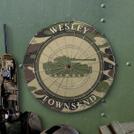Tank und Camouflage Dartscheibe<br><div class="desc">Das Tank and Camouflage Dart Board ist eine großartige Möglichkeit,  Ihre Unterstützung zu zeigen und dabei Spaß zu haben. Passen Sie mit der Schaltfläche Design bearbeiten an Ihren Stil an.</div>
