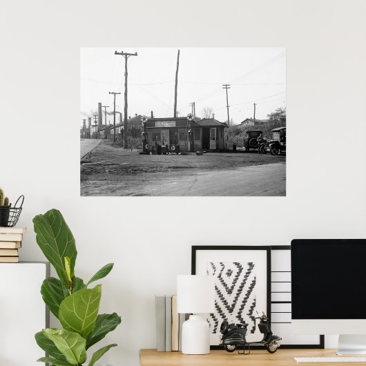 Tankstelle 1925 und Autos Poster (Heimbüro)