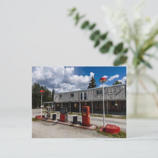 Tankstelle am Alaska Highway in Kanada Postkarte (Stehend Vorderseite)
