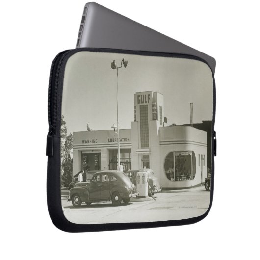 Tankstelle Laptopschutzhülle (Vorne Rechts)