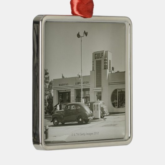 Tankstelle Silbernes Ornament (Rechts)