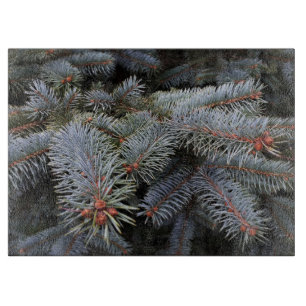 Tannenknospen Schneidebrett
