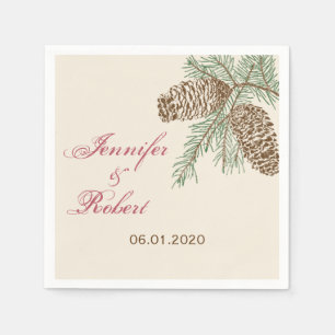 Tannenzapfen-Natur auf cremefarbener Hochzeitsserv Serviette