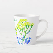 Tansy auf einer kleinen Latte Tasse (Rechts)