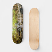 Tanyard Creek Wasserfall im Herbst Skateboard (Vorderseite)