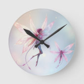 „Tanz der Lichtfeen“ Runde Wanduhr (Vorderseite)