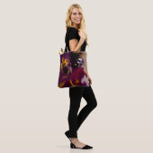 Tanz des Geistes – Expressive abstrakte Figur Tasche (Am Model)
