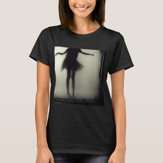 Tanz des Schattens T-Shirt (Vorderseite)