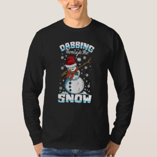 Tanzen durch den Schneemann, der durch T T-Shirt