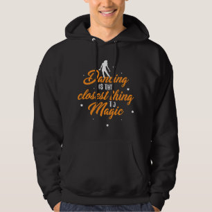 Tanzen ist das Nächste, was Magic Danci zu bieten  Hoodie