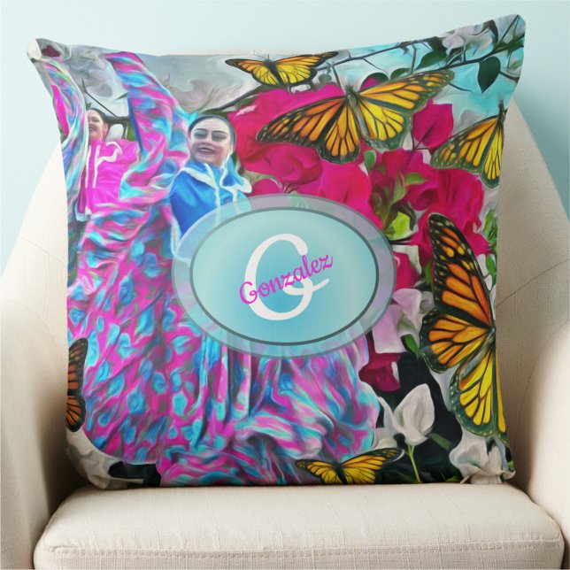 Tanzen mit Blume & Schmetterlingen PV01 Kissen (Von Creator hochgeladen)