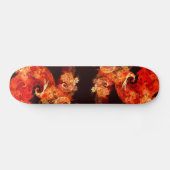 Tanzen von Feuervögeln Abstrakt Art Skateboard (Horizontal)