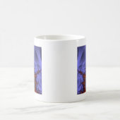 Tanzend mit dem Chaos Kaffeetasse (Mittel)