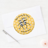 Tanzende Bienenhonig-Rundwein Runder Aufkleber (Umschlag)