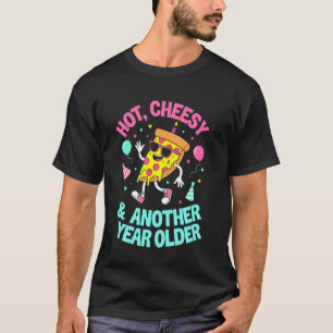 Tanzende Cartoon-Pizza-Scheibe mit Geburtstagshut T-Shirt