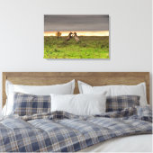 Tanzende Pferde Leinwand (Insitu (Schlafzimmer))
