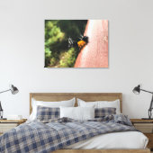 Tanzende Raupe Leinwanddruck (Insitu (Schlafzimmer))