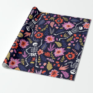 Tanzende Skelette im Blumengartenmuster Geschenkpapier