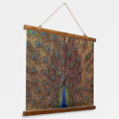 Tanzender Pfau (Landschaft) Wandteppich Mit Holzrahmen (Gewinkelt)