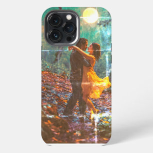 Tanzendes Pärchen im Wald iPhone-Hülle mit Monogra iPhone 13 Pro Max Hülle