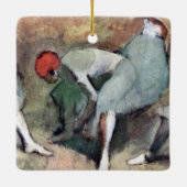 Tänzer, die von Edgar Degas ihre Schuhe schnappen Keramikornament (Rückseite)