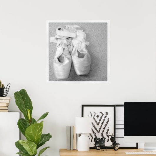 Tänzer En Pointe Foto Poster (Heimbüro)