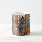 Tänzer im Foyer - Edgar Degas - 1887 Kaffeetasse (Mittel)