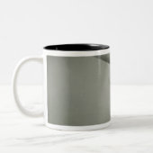 Tänzerin Zweifarbige Tasse (Links)