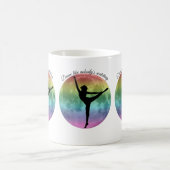 Tänzertee-Shirt "Rainbow Moon Dancer" Kaffeetasse (Mittel)