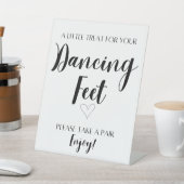 Tanzfüßchen Hochzeitstisch Top-Zeichen Sockelschild (In SItu)