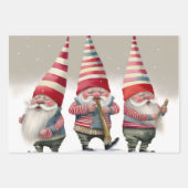 Tanzmusikalische Weihnachtsgnomes Geschenkpapier Set (Vorderseite)