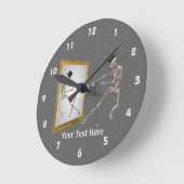 Tanzskelett mit Top Hut und Cane Runde Wanduhr (Winkel)