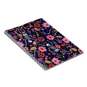 Tanzskelette im Blumengartenmuster Notizblock (Rechte Seite)