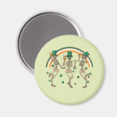 Tanzskelette mit Bier und Kleeblättern Magnet (Vorderseite/Rückseite)