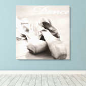 Tanzvorlage für Sepia Ballet Slipper Pointe Shoes Leinwanddruck (Insitu (Holzboden))