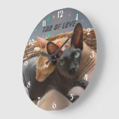 Tao der Liebe - Zwei Sphynxkatzen Personalisiert Große Wanduhr (Winkel)