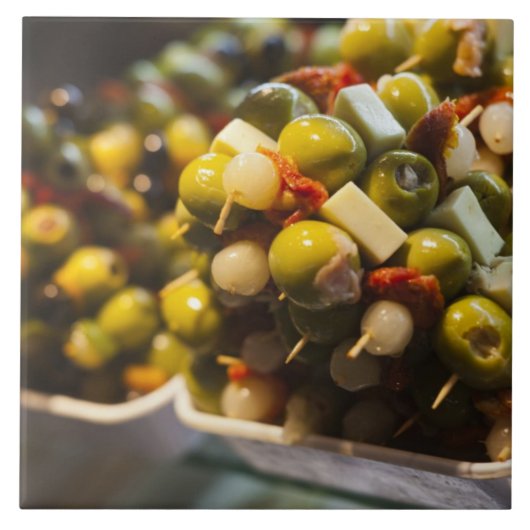 Tapas aus gefüllten Oliven Fliese (Vorderseite)