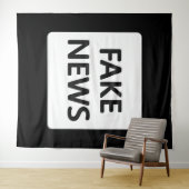 TAPESTRE - FAKE NEWS WANDTEPPICH (Beispiel (Horizontal))